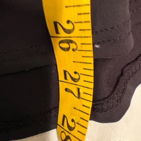 Green Envelope Black V-Neck Short Sleeve Top with Gold Zip size large - Picture 5 of 6